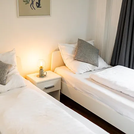 Apartment Visiet - In